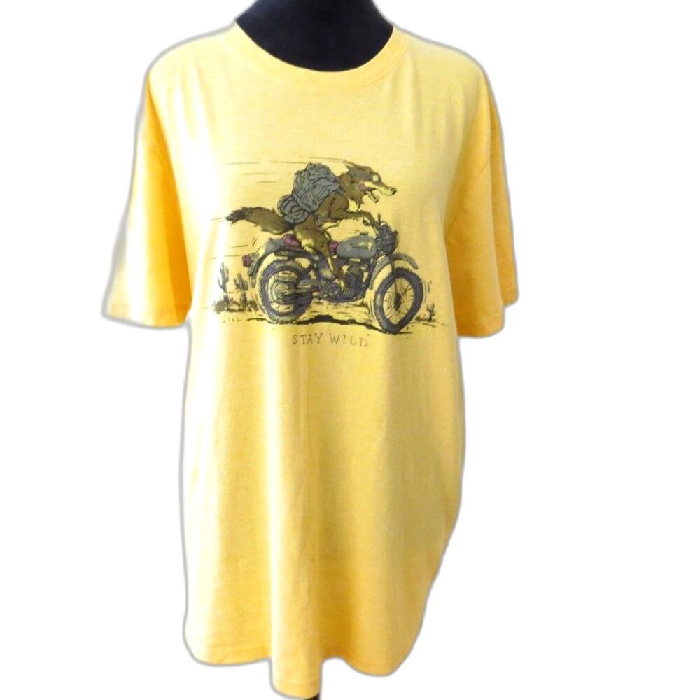 Lucky Brand Men's "Stay Wild" Coyote Biker Graphic T shirt Yellow L EUC - Picture 2 of 8
